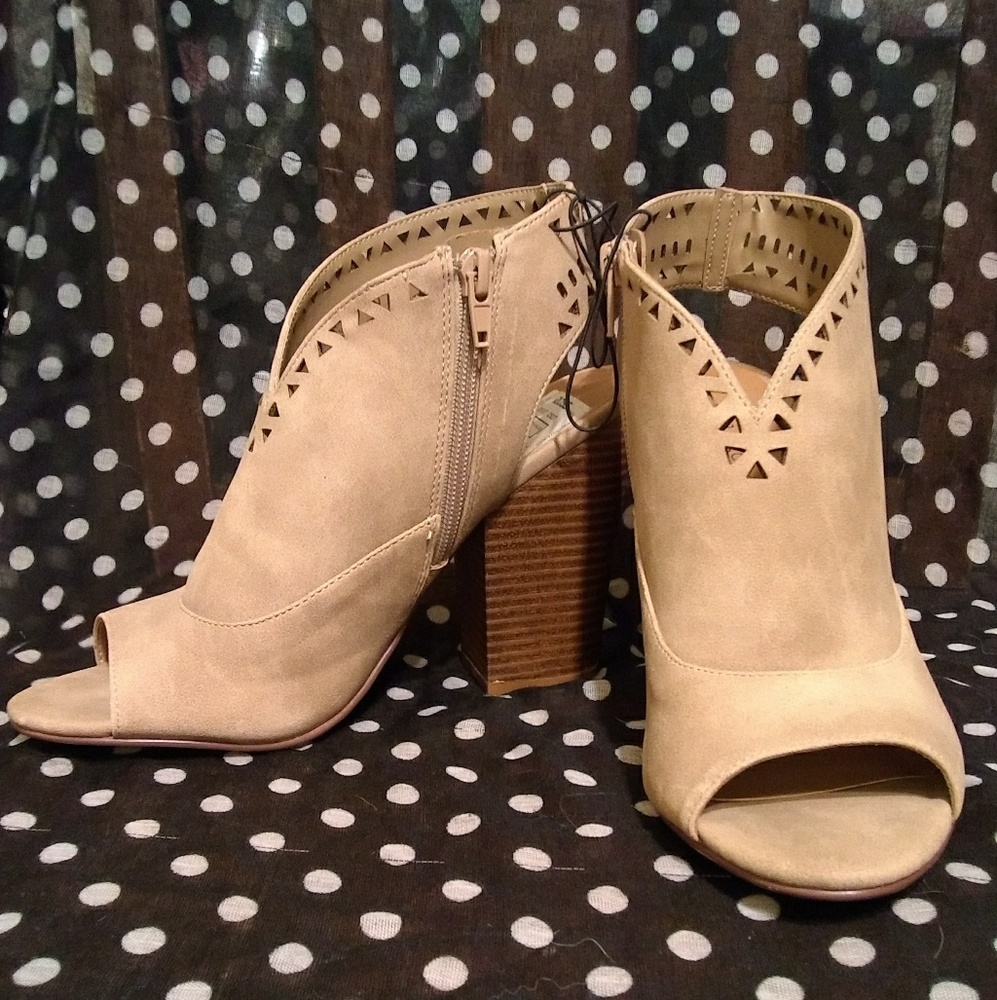 Boot heels